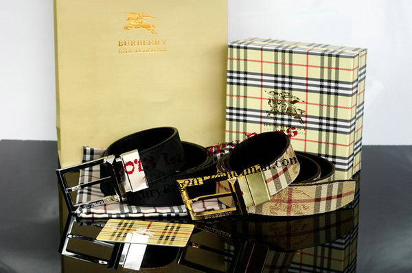 Burberry Belt B4009 Gold