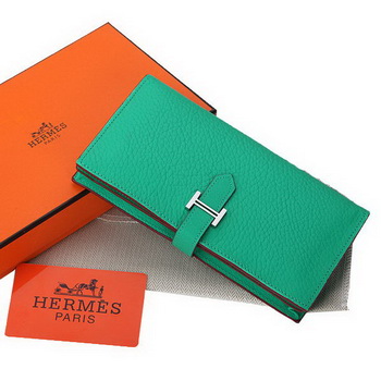 Hermes Bearn Japonaise Bi-Fold Wallet Grainy Leather A208 Light Green