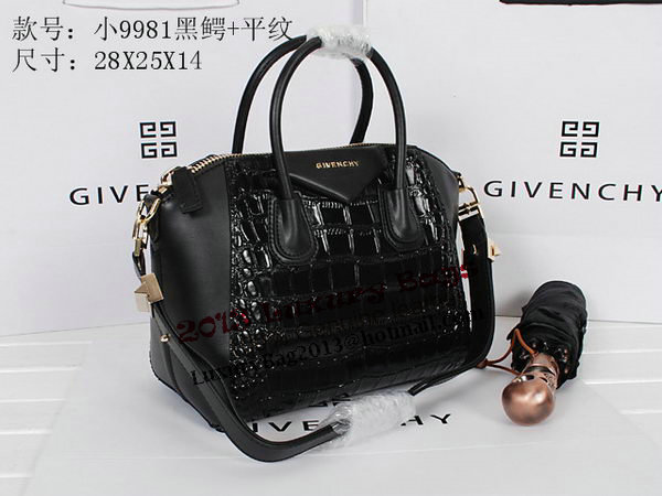 Givenchy Small Antigona Bag in Black Coco Leather 9981S