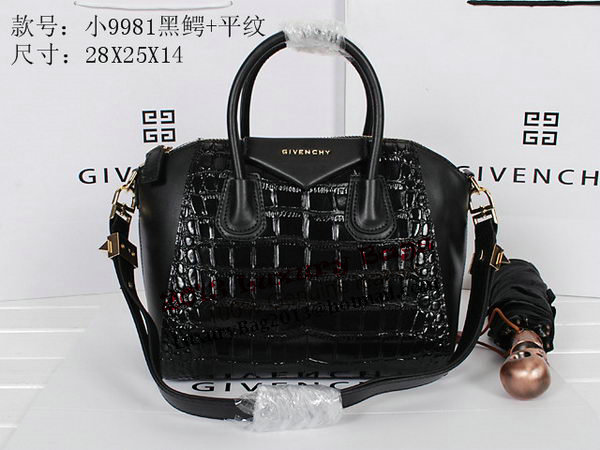 Givenchy Small Antigona Bag in Black Coco Leather 9981S