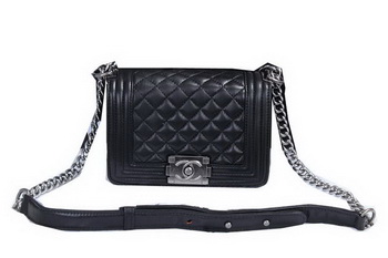 Boy Chanel Flap Shoulder Bag in Sheepskin Leather A62050 Black