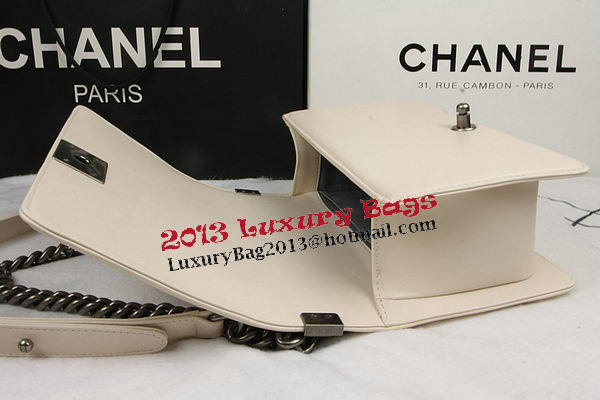 Boy Chanel Flap Shoulder Bags Original Sheepskin Leather A67025 Beige