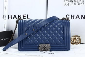 Boy Chanel Flap Shoulder Bags Sheepskin Leather A67086 Blue