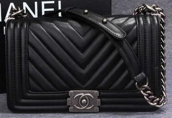 Boy Chanel Flap Shoulder Bag Herringbone Stitching CHA6817 Black