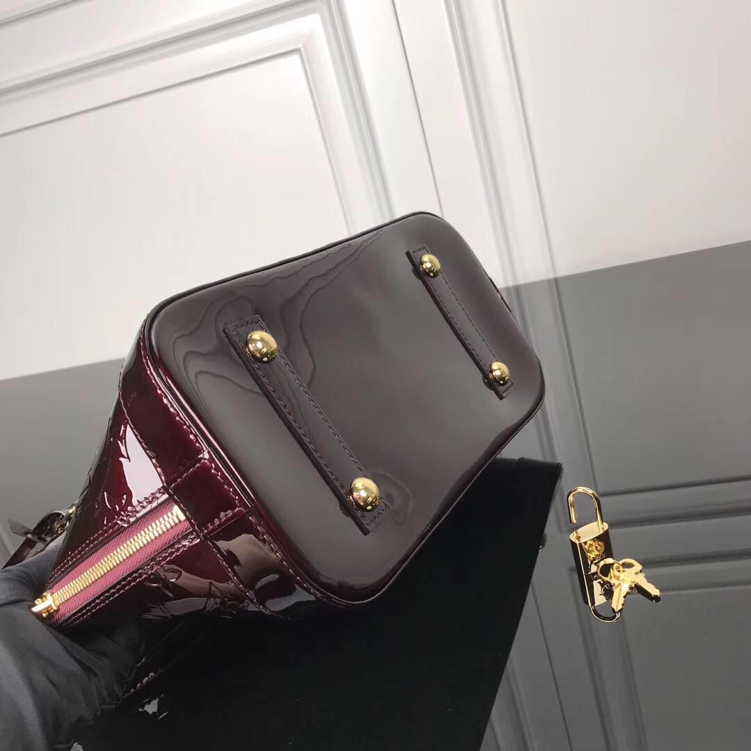 Louis Vuitton Monogram Vernis Alma M93595 Burgundy