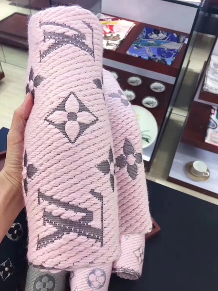 Louis Vuitton Scarf LVS7760A Louis Vuitton Scarf LVS7760A
