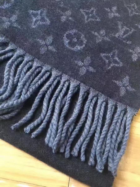 Louis Vuitton Scarf LVS9214A Louis Vuitton Scarf LVS9214A