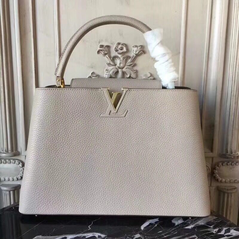 Louis Vuitton Elegant Capucines Bag MM M41813 grey