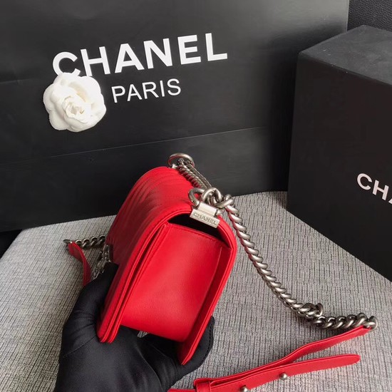 Chanel Le Boy Flap Shoulder Bag Original Calf leather A67085 Bright red silver Buckle