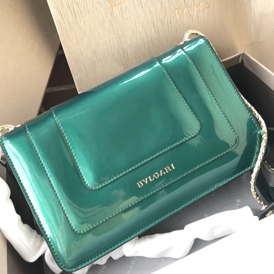 BVLGARI Serpenti Forever metallic-leather shoulder bag 4953 green