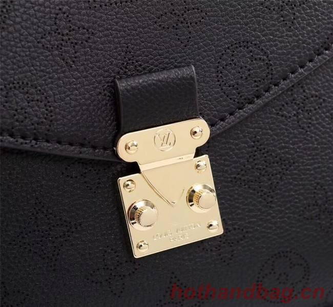 Louis Vuitton Mahina Leather POCHETTE METIS M40780 black