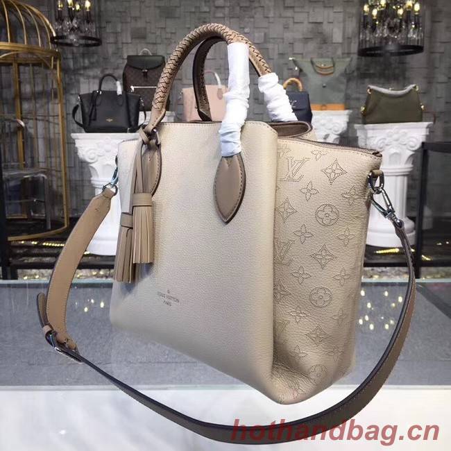 Louis Vuitton Original Mahina Leather HAUMEA M55029 grey