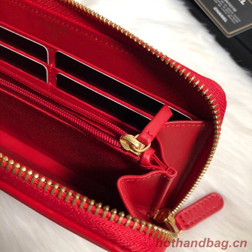 Chanel Lambskin & Gold-Tone Metal A81799 red