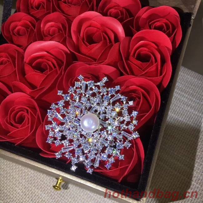 CHAUMET Brooch CE3456