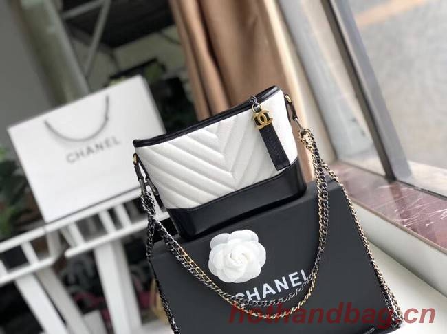 Chanel gabrielle small hobo bag A91810 black&white