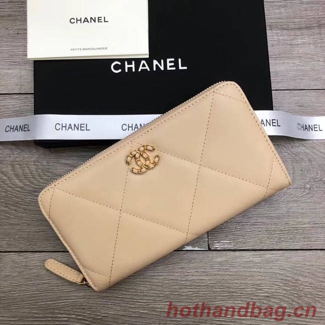 Chanel sheepskin & Gold-Tone Metal Wallet A6870 apricot