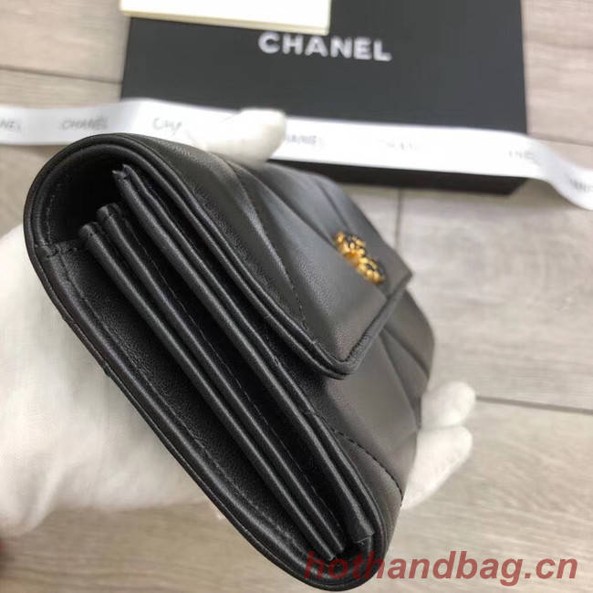 Chanel sheepskin & Gold-Tone Metal Wallet A6871 black