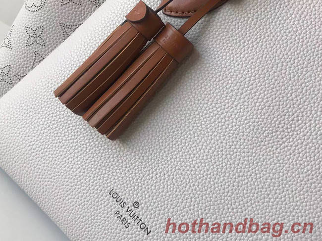 Louis Vuitton original Mahina Leather HAUMEA M55553 Brume Grey