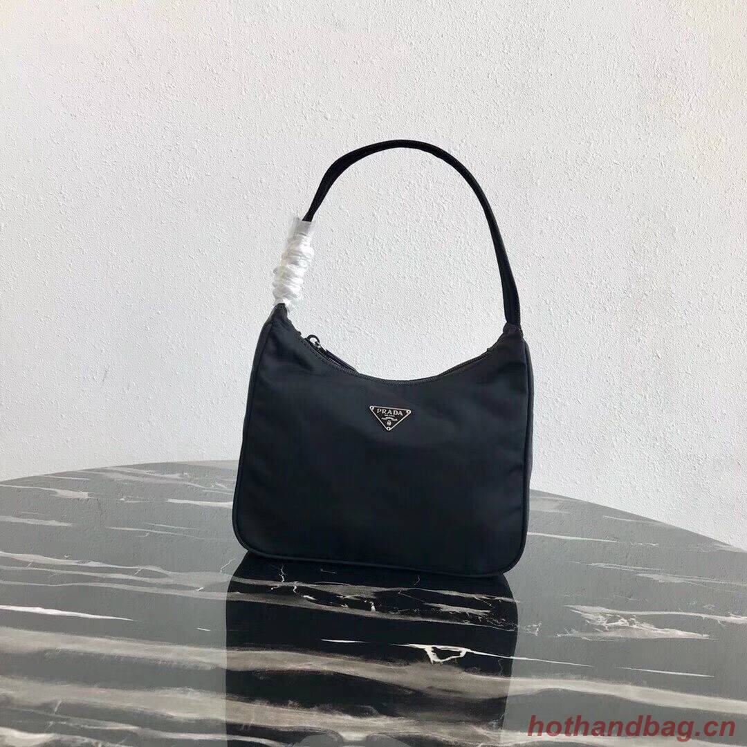 Prada Re-Edition nylon Tote bag MV519 black