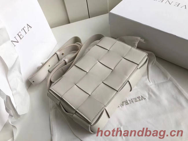 Bottega Veneta Sheepskin Weaving Original Leather 578004 Off White