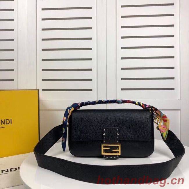 Fendi BAGUETTE leather bag F2466 black