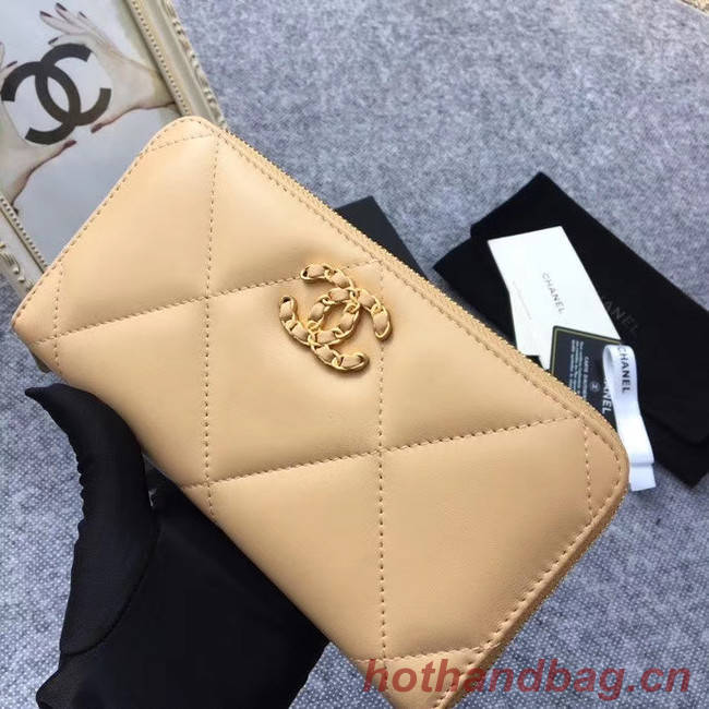 CHANEL 19 sheepskin & Gold-Tone Metal Wallet AP1063 apricot