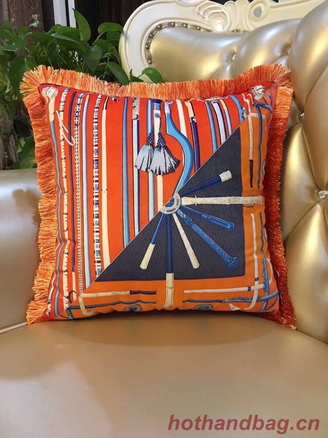 Hermes pillow H3695-2