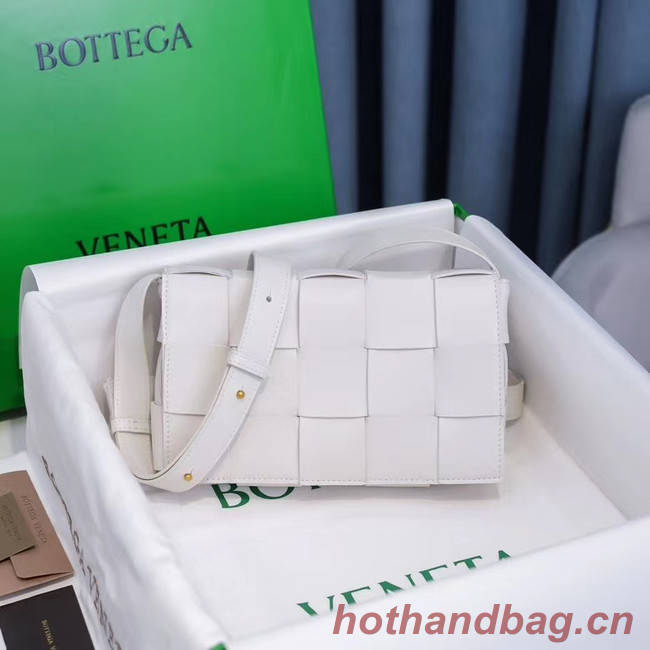 Bottega Veneta BORSA CASSETTE 578004 White