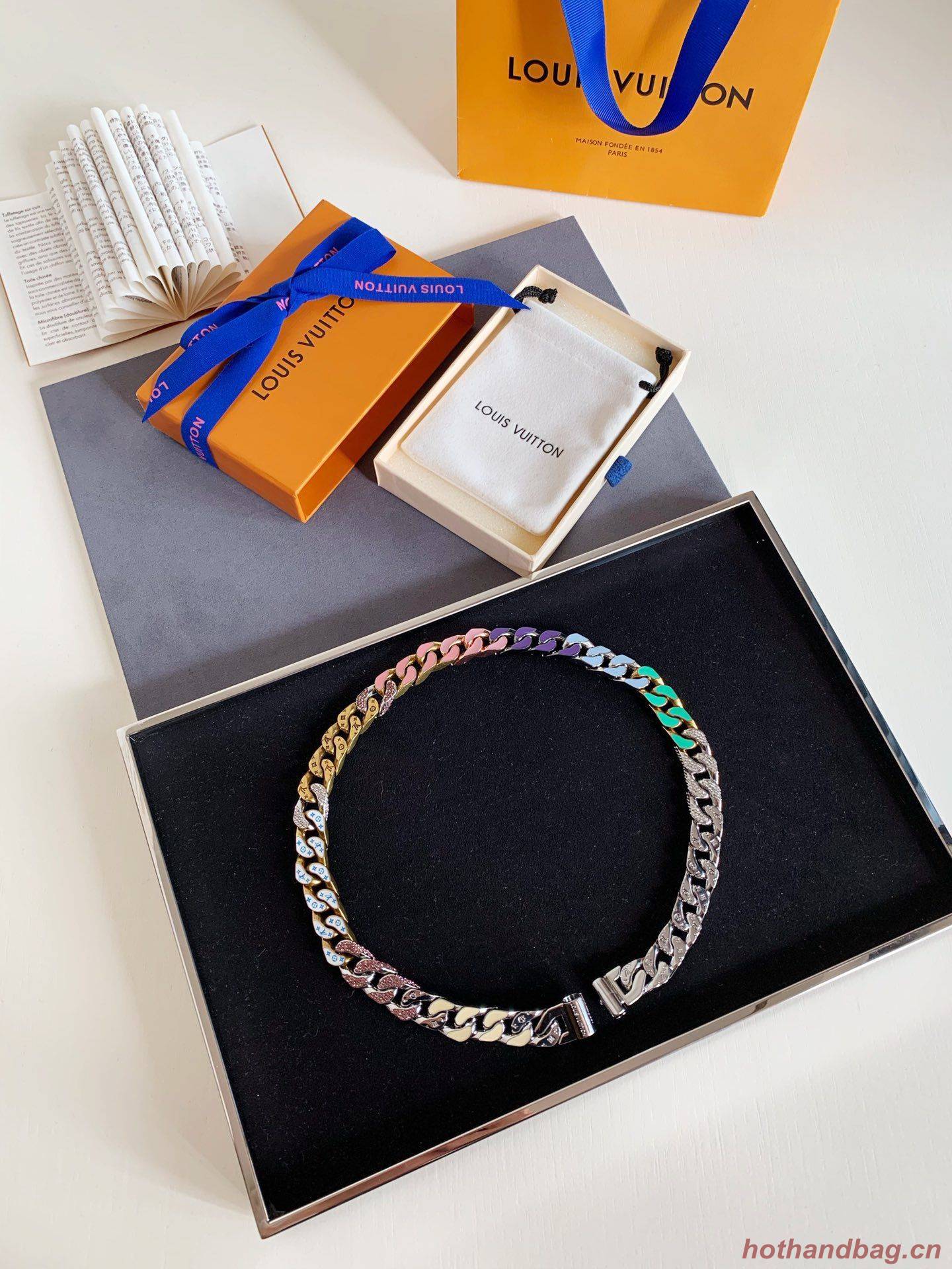 Louis Vuitton Necklace CE6232 Louis Vuitton Necklace CE6232