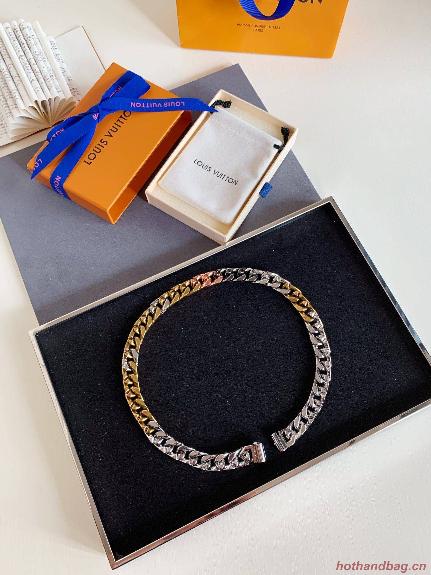 Louis Vuitton Necklace CE6232 Louis Vuitton Necklace CE6232