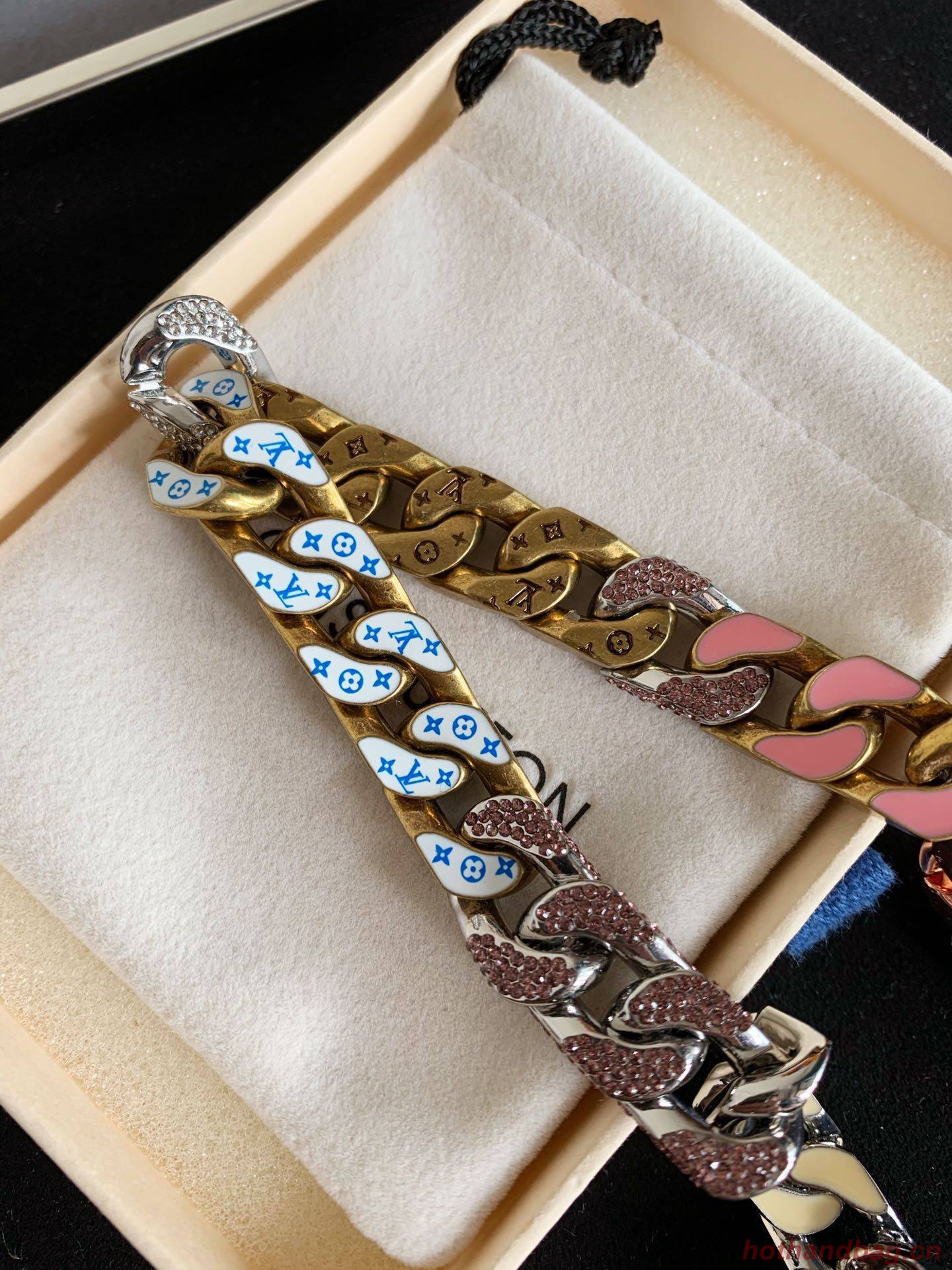 Louis Vuitton Necklace CE6232 Louis Vuitton Necklace CE6232