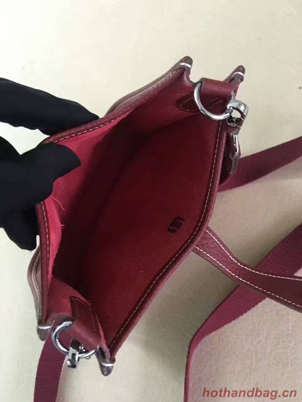 Hermes Evelyne original togo leather mini Shoulder Bag H15698 Burgundy