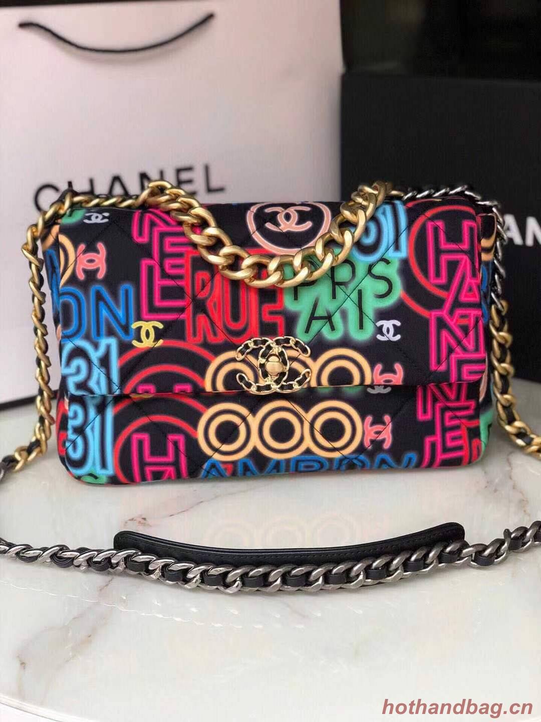 Chanel 19 flap bag AS1160 Graffiti