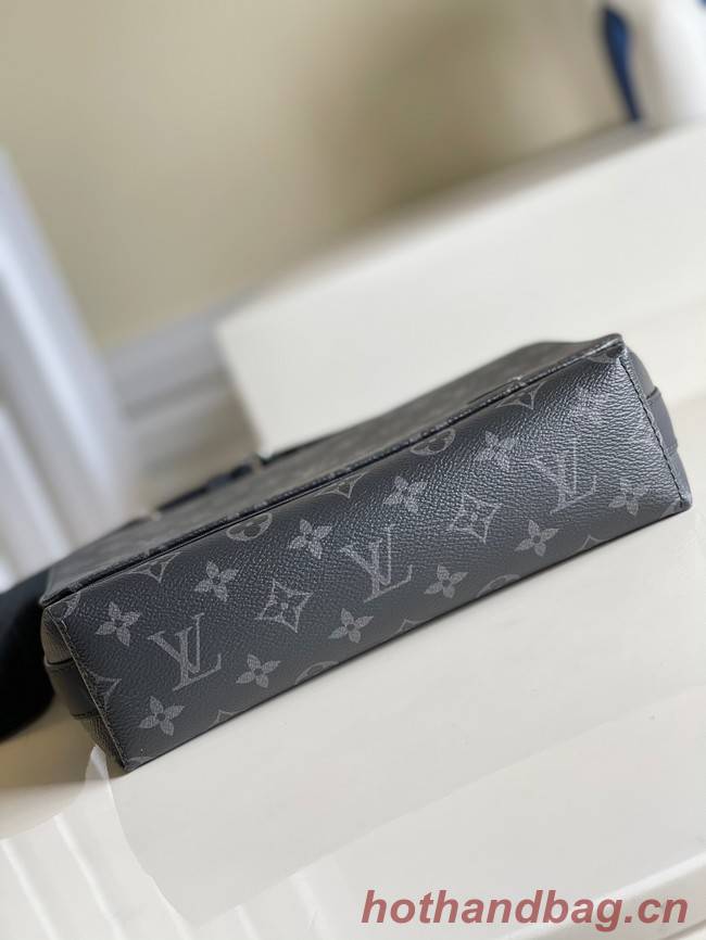 Louis Vuitton DISTRICT PM M45272 black