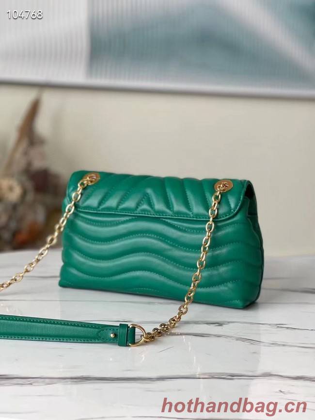 Louis vuitton NEW WAVE CHAIN BAG M58549 Emerald Green