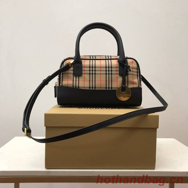 BurBerry Leather Shoulder Bag 90111 black