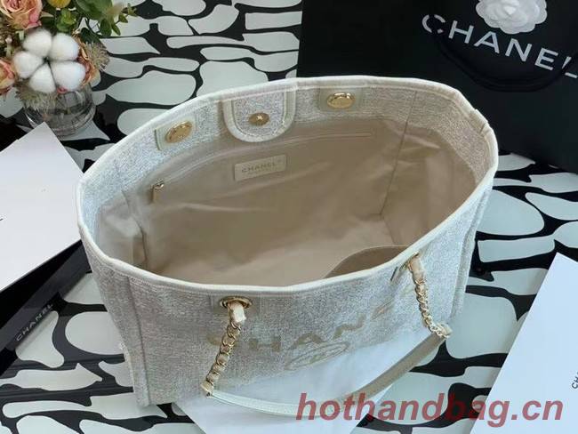 Chanel Shopping bag MM A67001 White