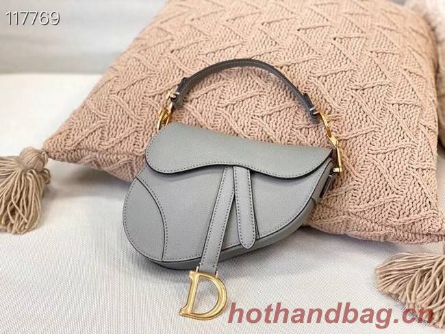 Dior SMALL SADDLE-TAS VAN KALFSLEER M0445CW GREY