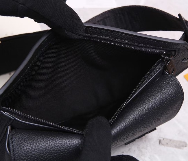 Louis Vuitton SLINGBAG M57081 black