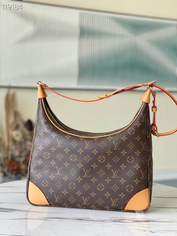 Louis Vuitton Monogram Canvas M51260