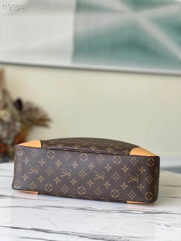 Louis Vuitton Monogram Canvas M51260