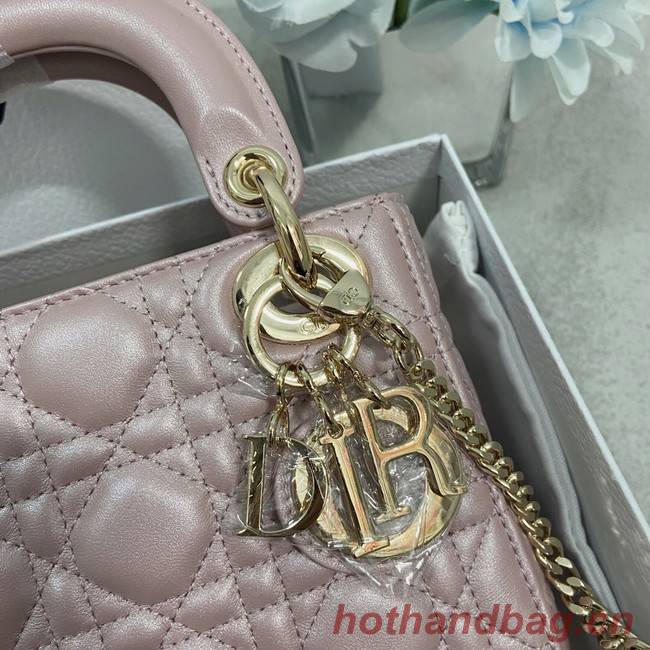 MINI LADY DIOR BAG Lambskin M0566OW Pearlescent powder&gold