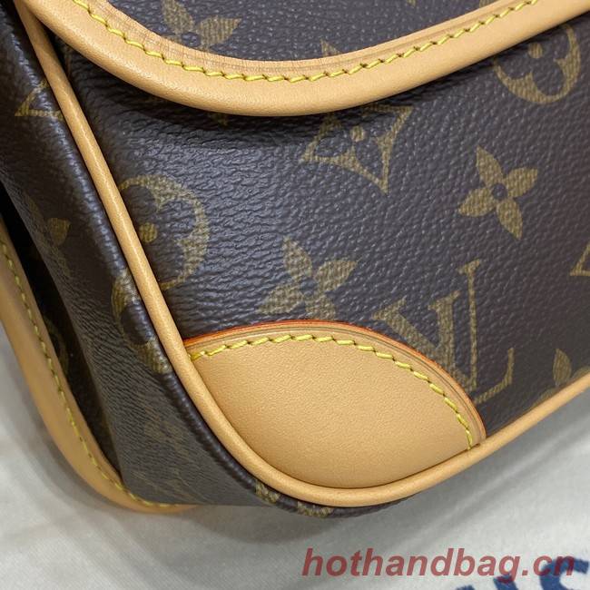 Louis Vuitton Monogram Canvas M45985