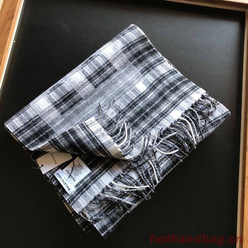 Balenciaga Scarf BG01563