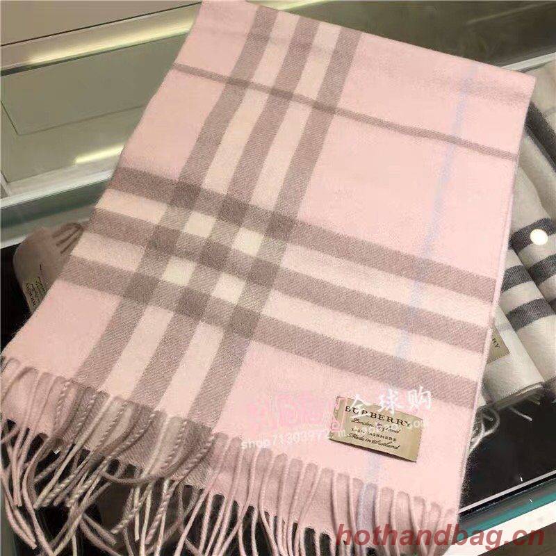 Burberry Scarf B00246