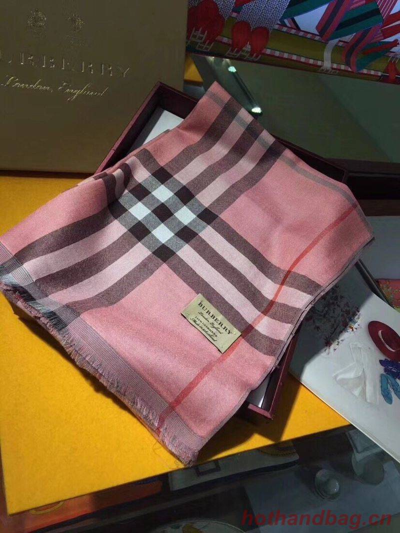 Burberry Scarf B00282