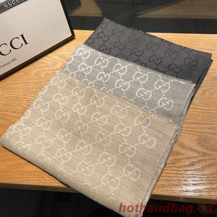 Gucci Scarf G00126