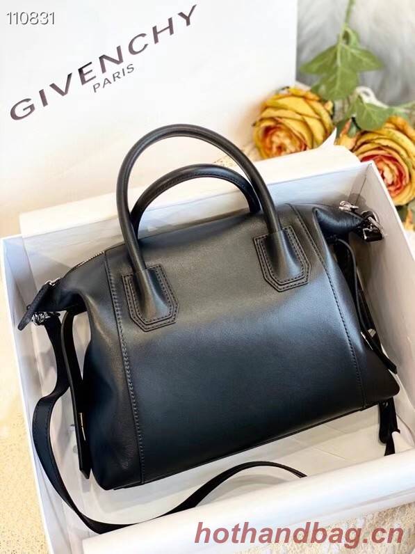 GIVENCHY Original Leather Shoulder Bag 63188 black