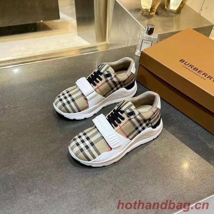 Burberry shoes BU00011