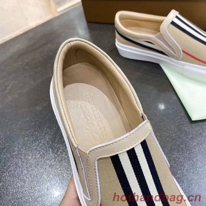 Burberry shoes BU00016